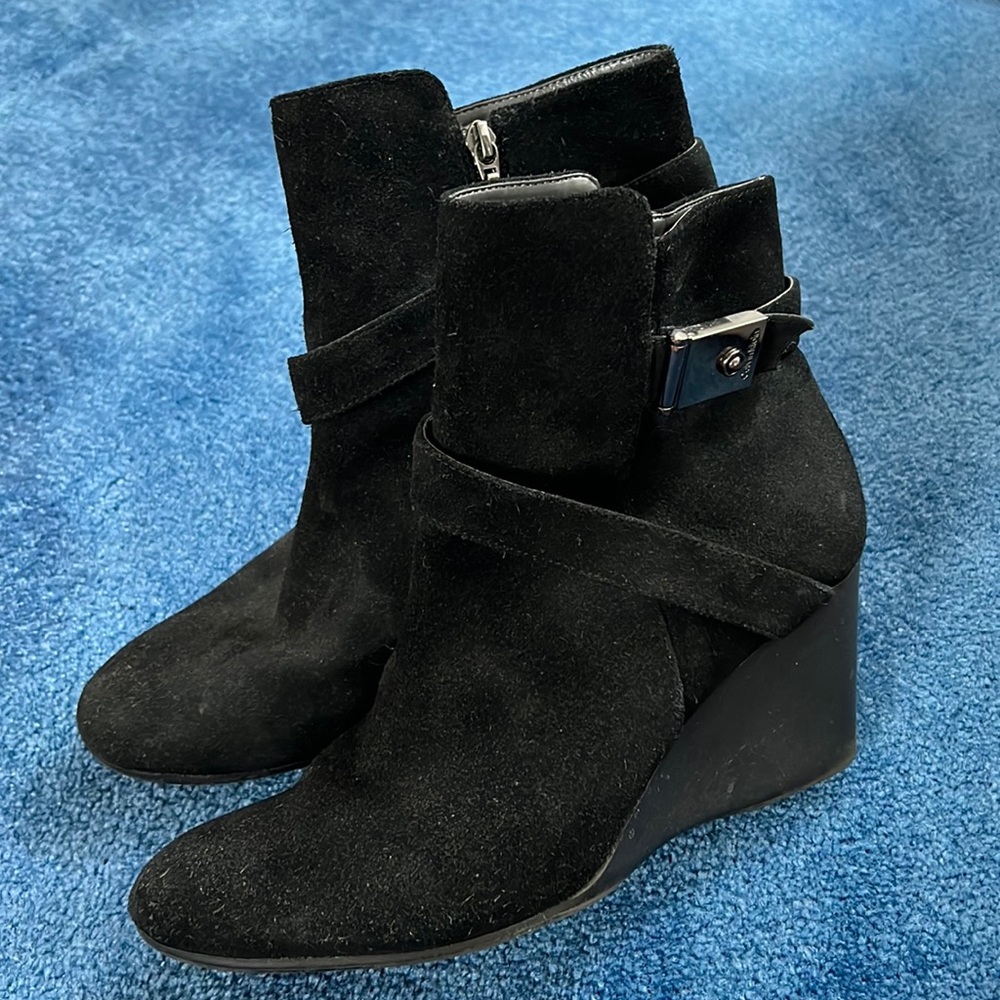 Calvin Klein Size 9 Dressy Booties
